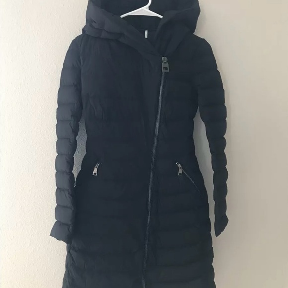 Moncler Barge Asymmetric-Zip Black Quilted Down-filled Coat Size 00 $2250 - Picture 4 of 12
